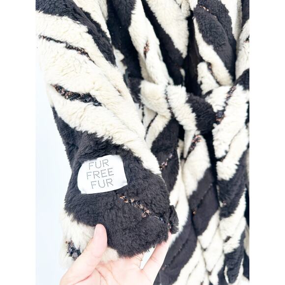 Stella McCartney Metallic Chevron Faux Fur Belted Long Coat 40 - Picture 9 of 13